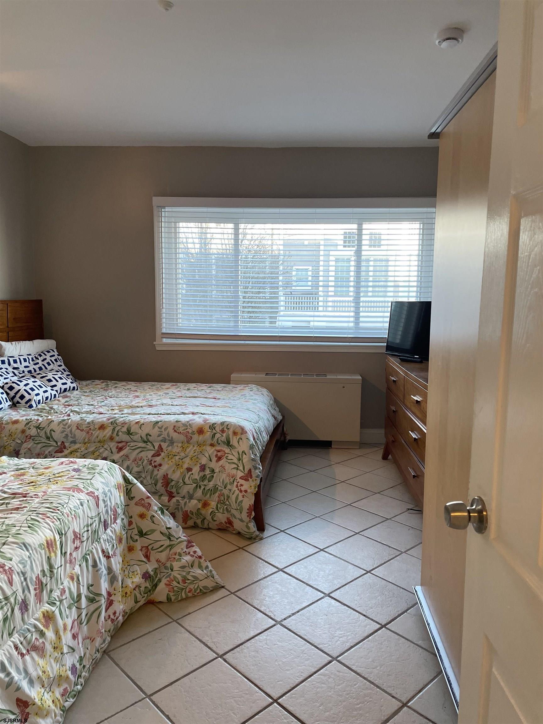 6100 Boardwalk Unit: 106