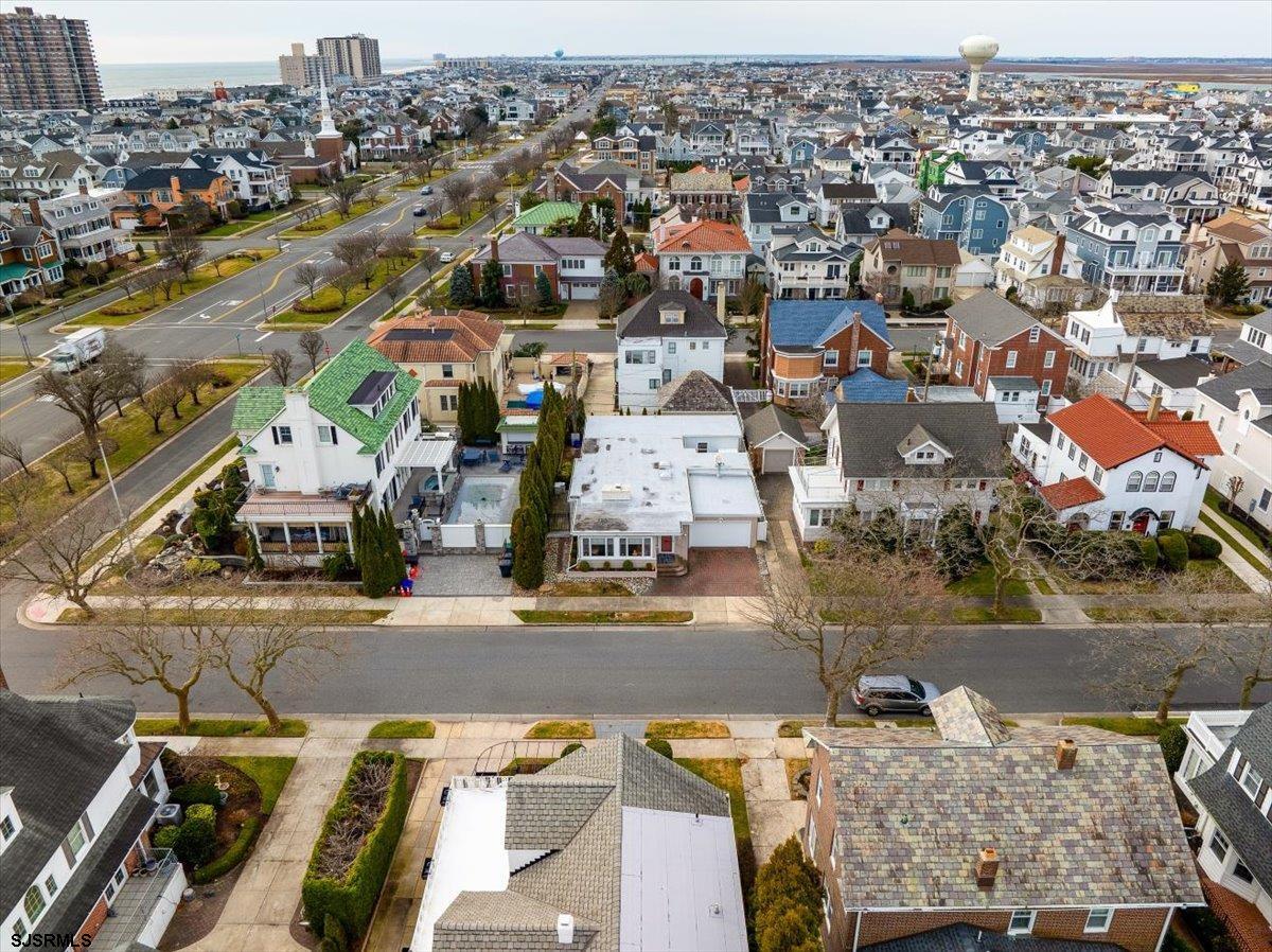 2 N Pembroke Ave