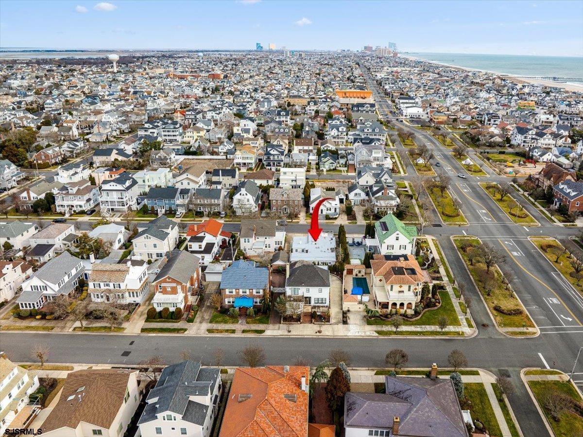 2 N Pembroke Ave