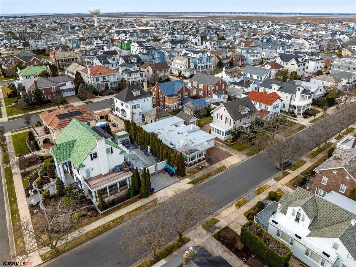 2 N Pembroke Ave