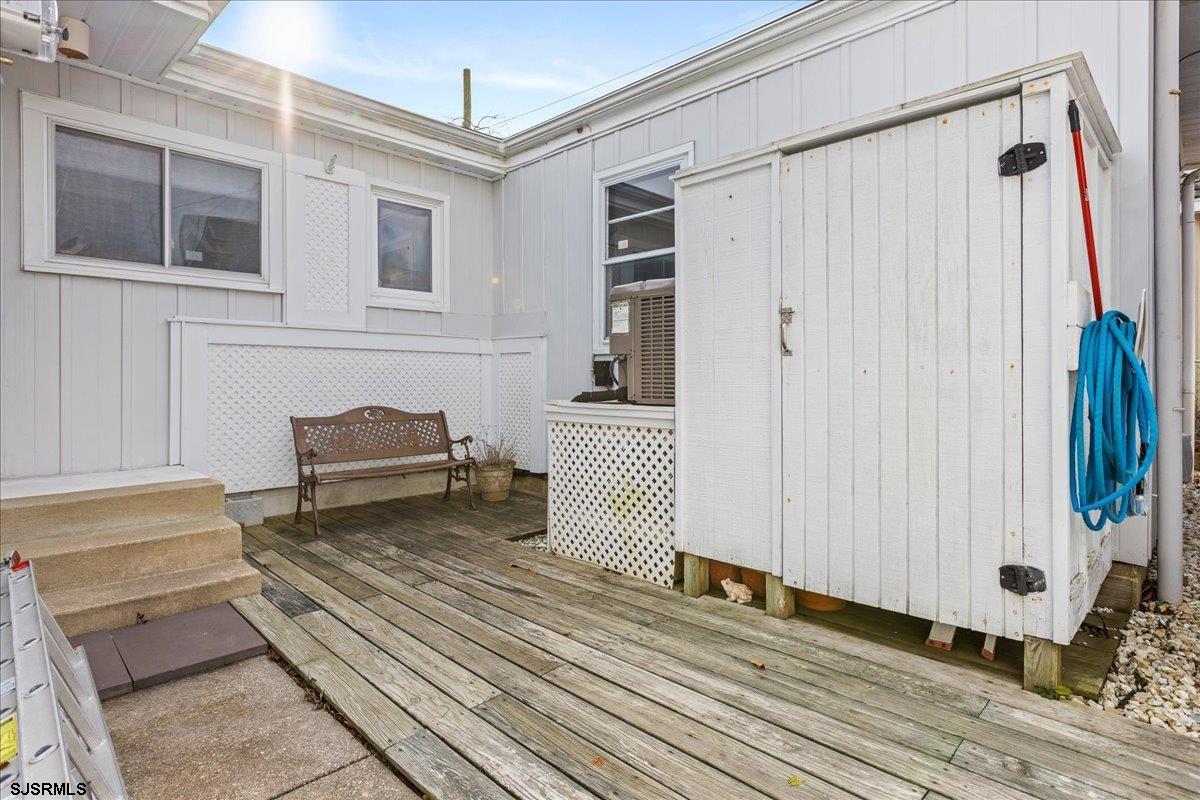 2 N Pembroke Ave