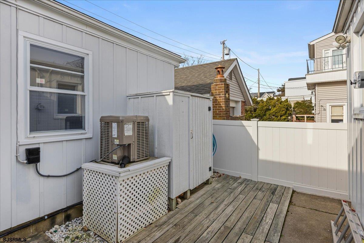 2 N Pembroke Ave