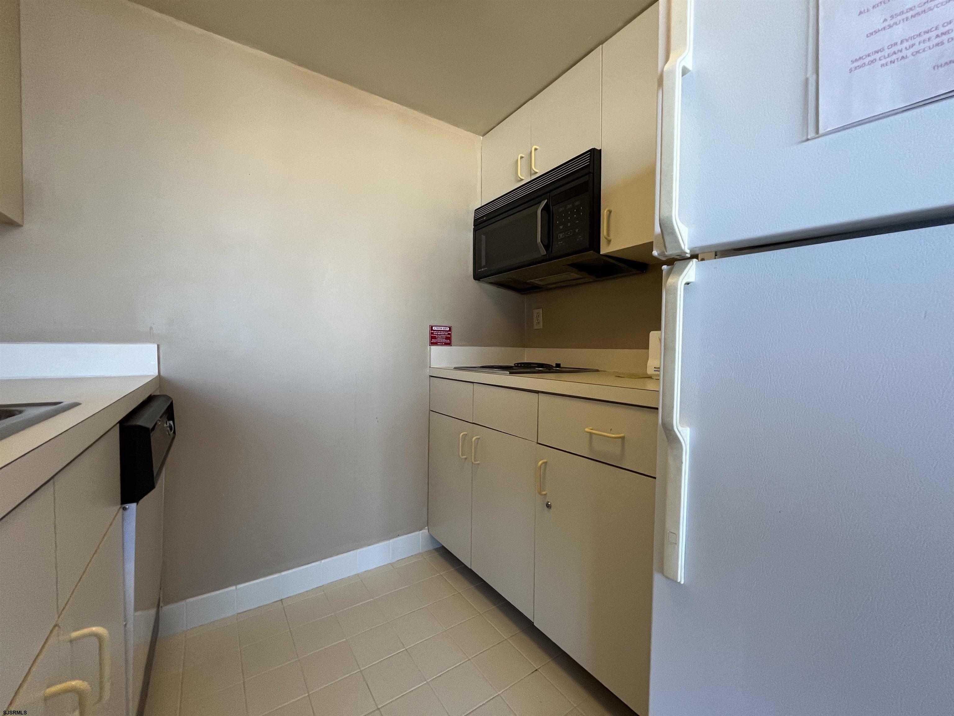1515 Boardwalk Unit: 1711