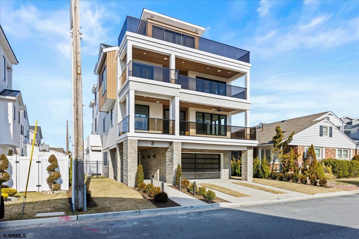 2 Dolphin Dr