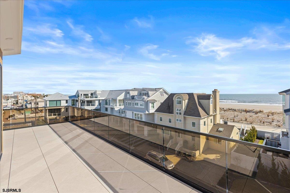 2 Dolphin Dr