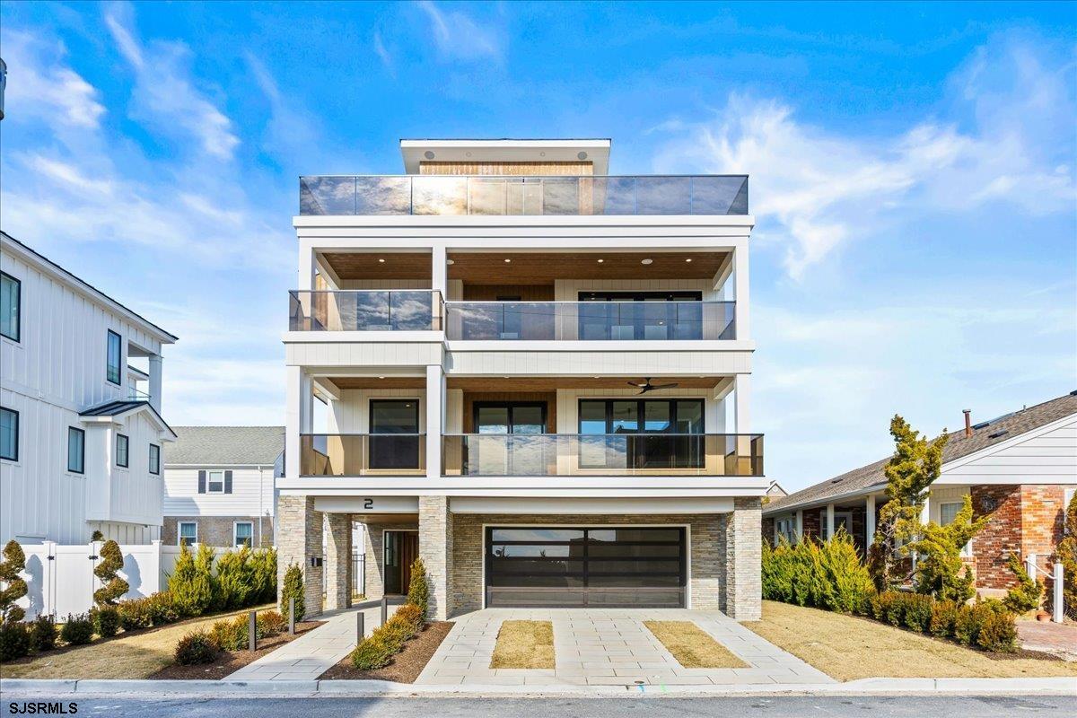 2 Dolphin Dr