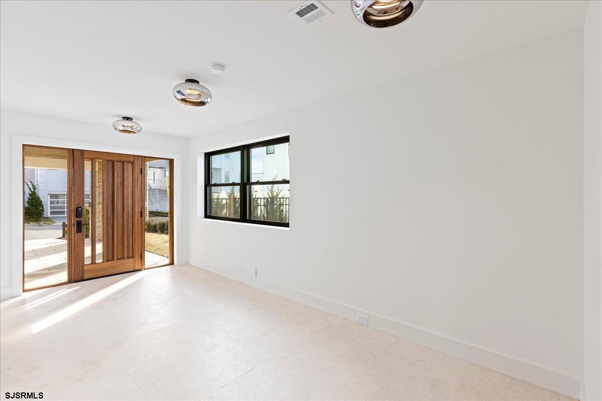2 Dolphin Dr