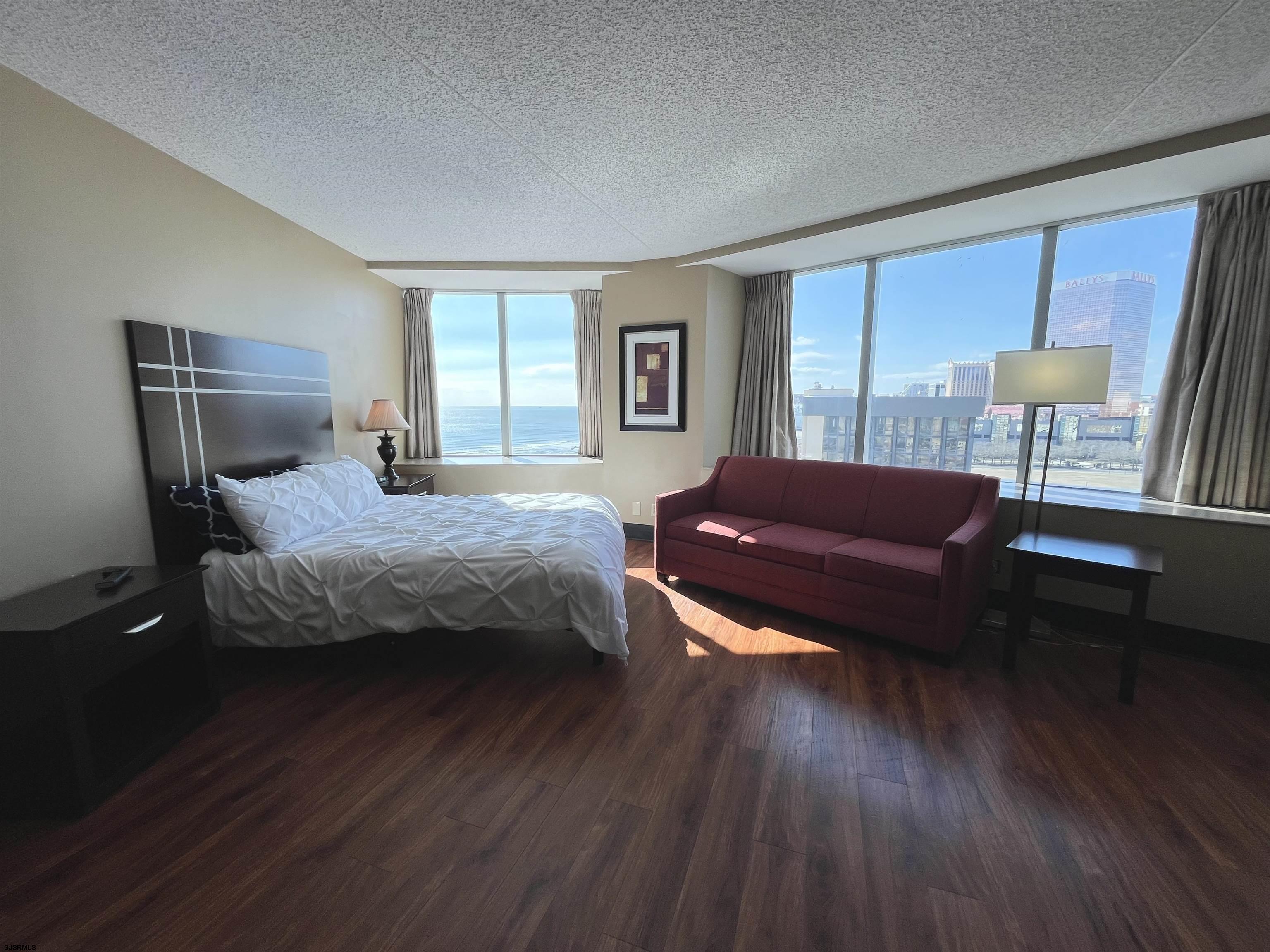 1515 Boardwalk Unit: 1110