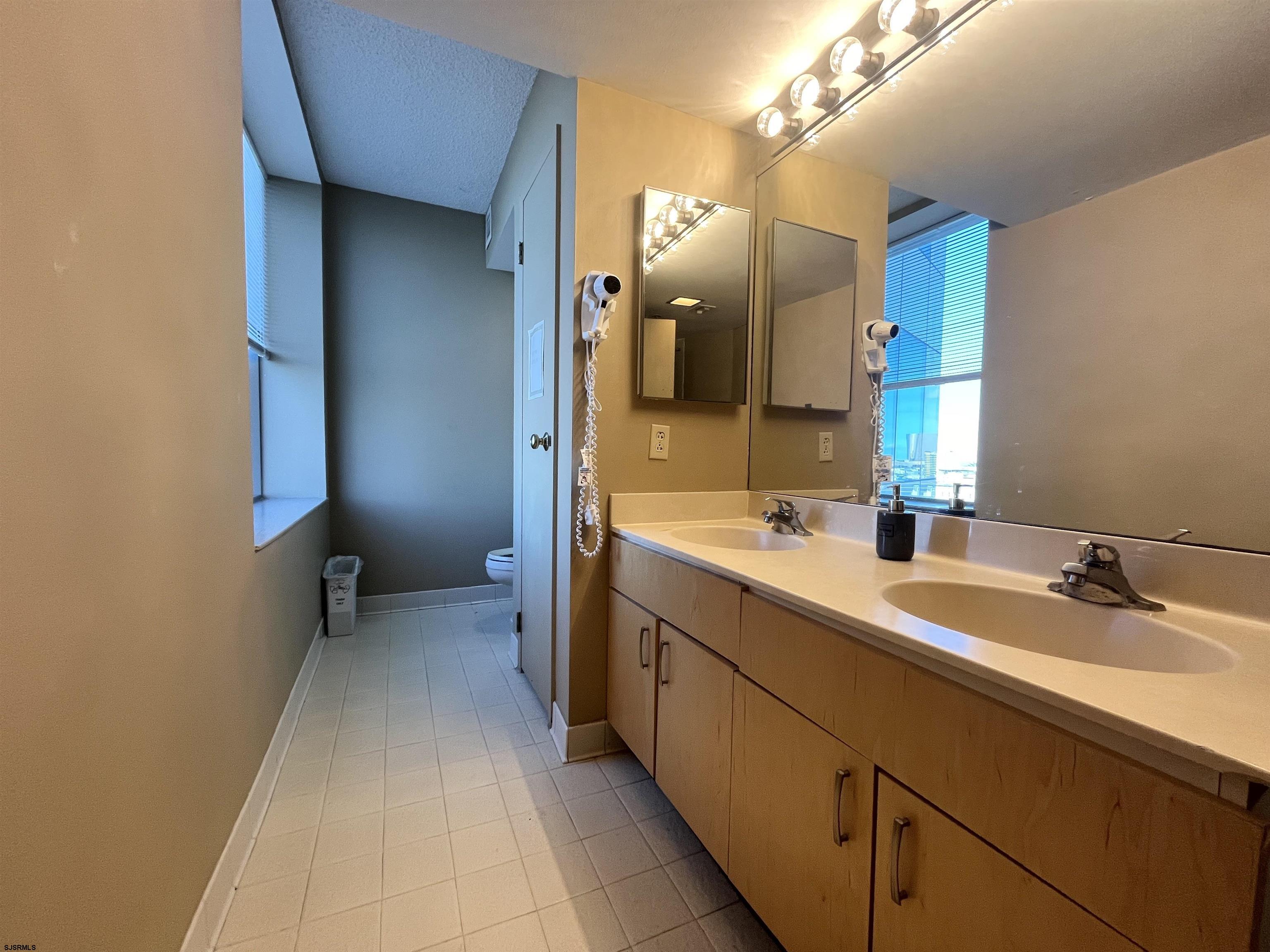 1515 Boardwalk Unit: 1110