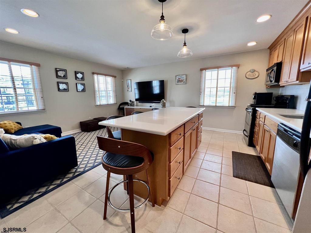 7811 Atlantic Ave Unit: 3