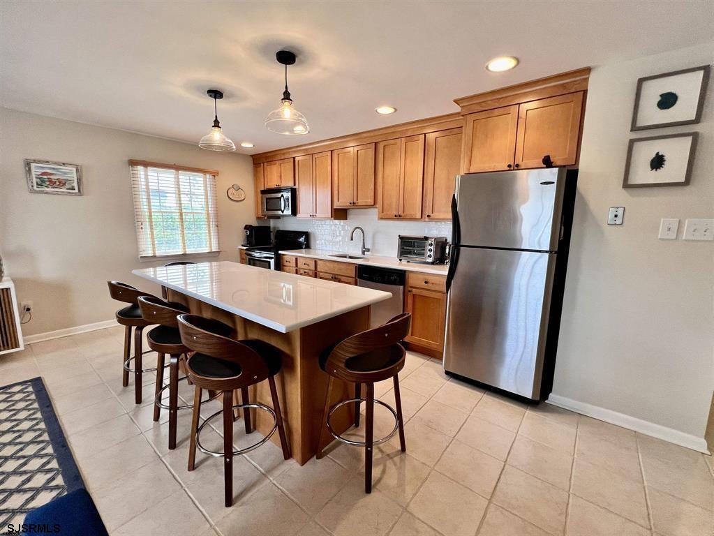 7811 Atlantic Ave Unit: 3