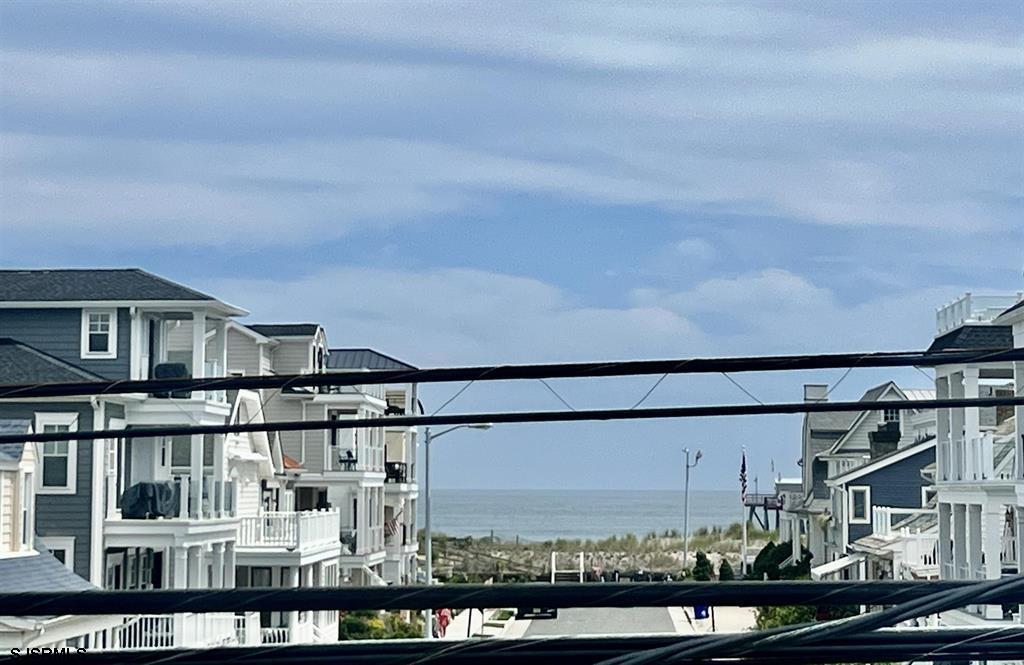 7811 Atlantic Ave Unit: 3