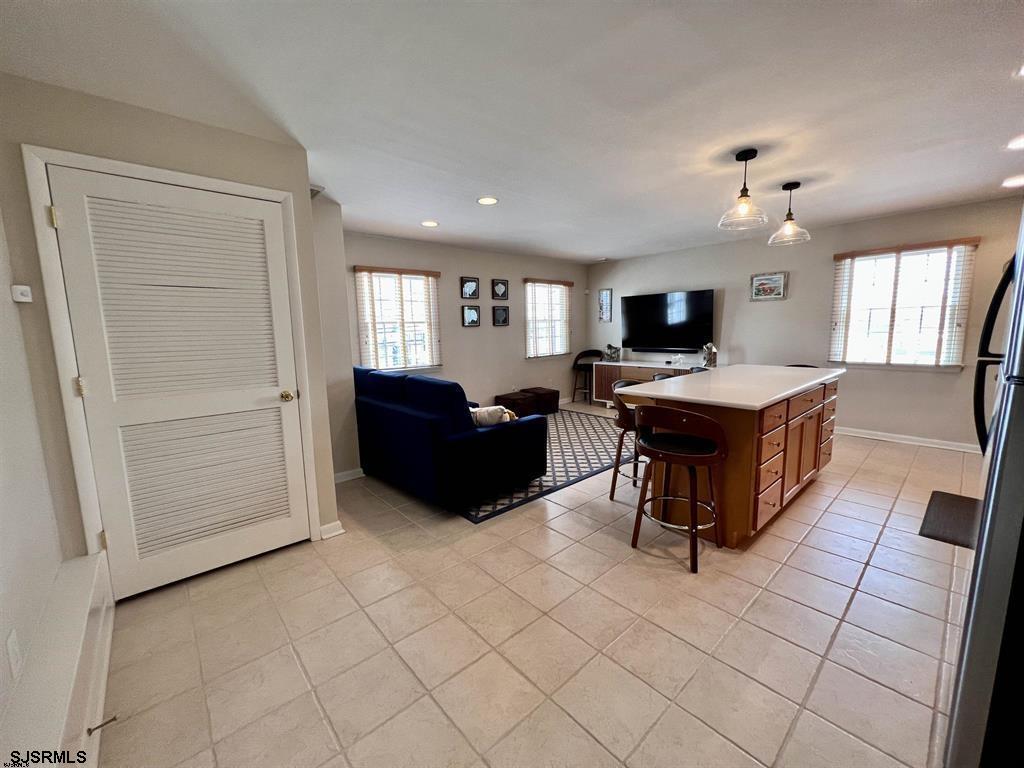7811 Atlantic Ave Unit: 3