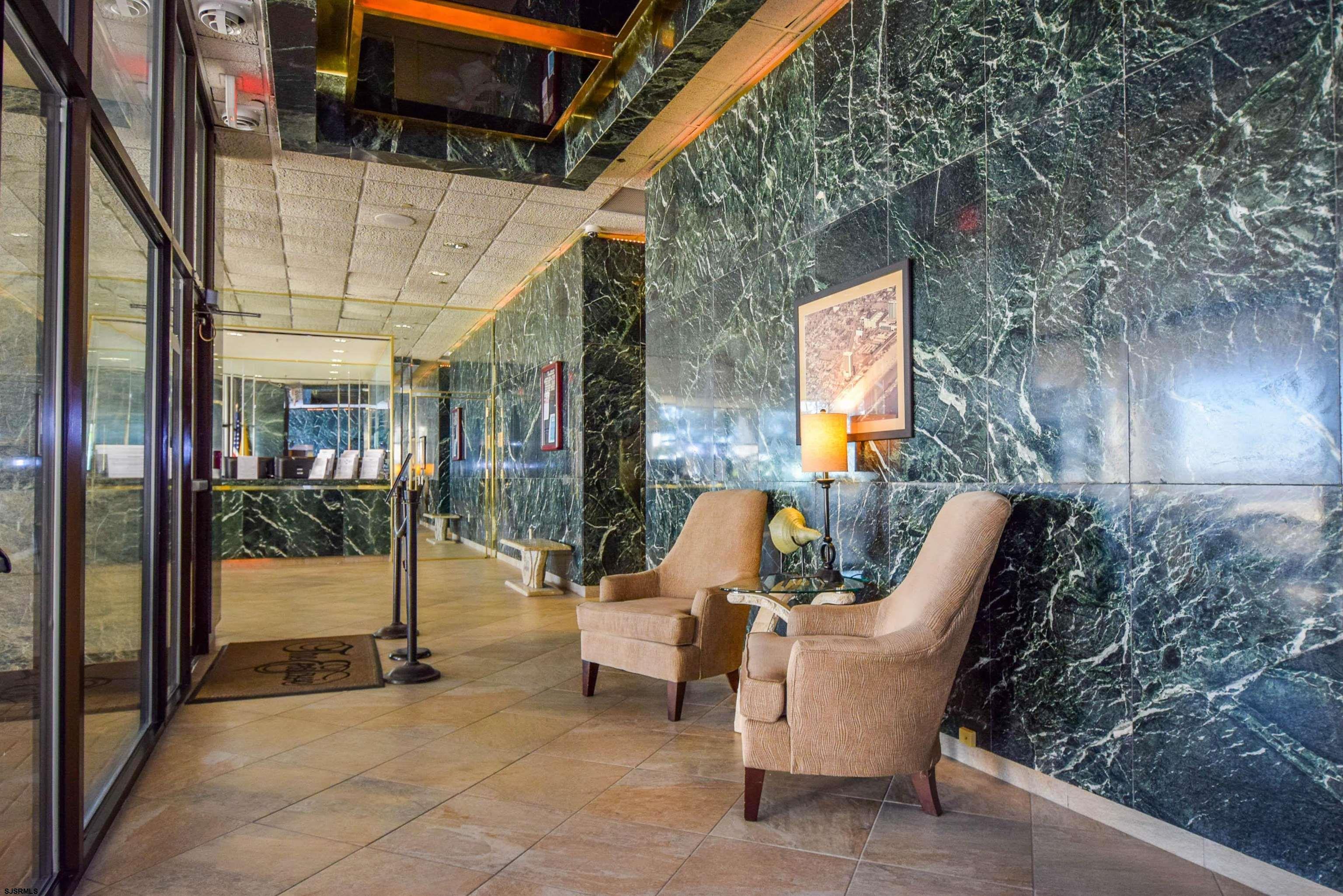 3851 Boardwalk Ave Unit: 905