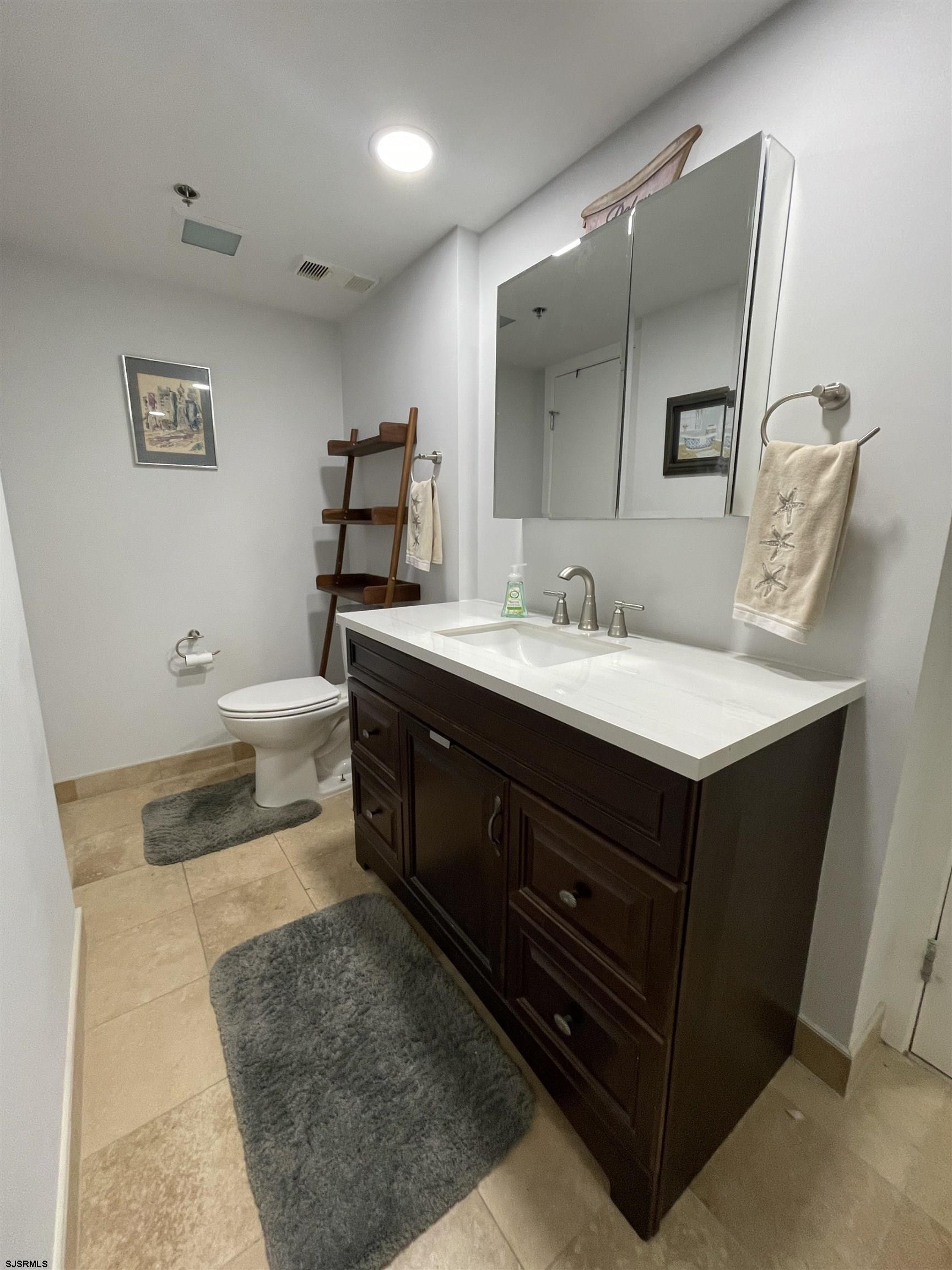 3851 Boardwalk Ave Unit: 905