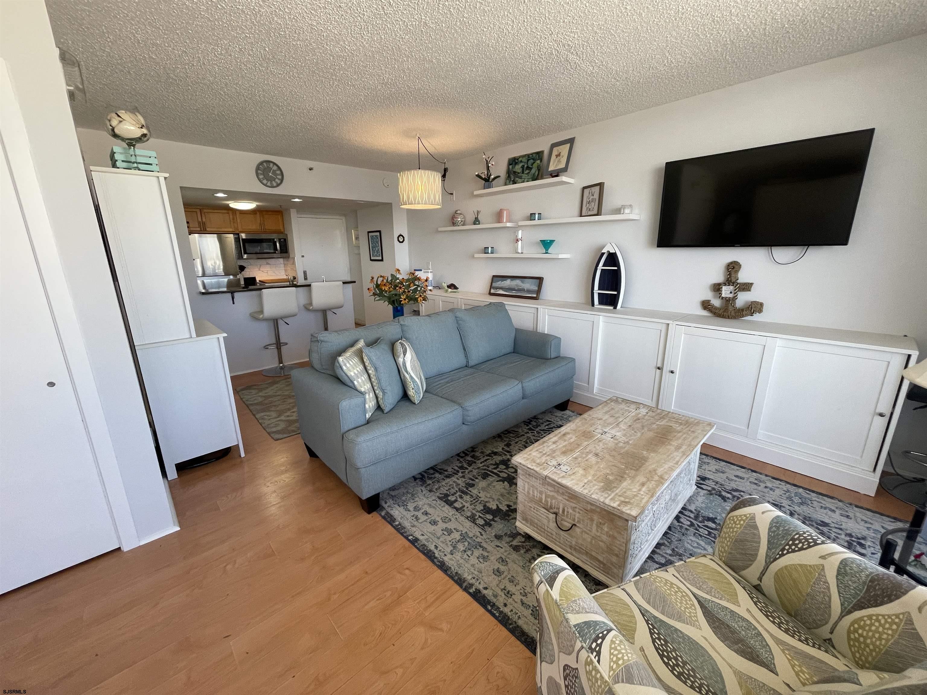 3851 Boardwalk Ave Unit: 905