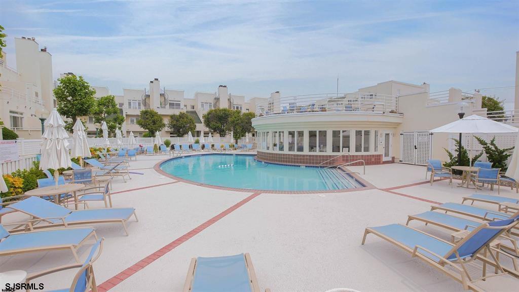 7701 Atlantic Ave Unit: 18E