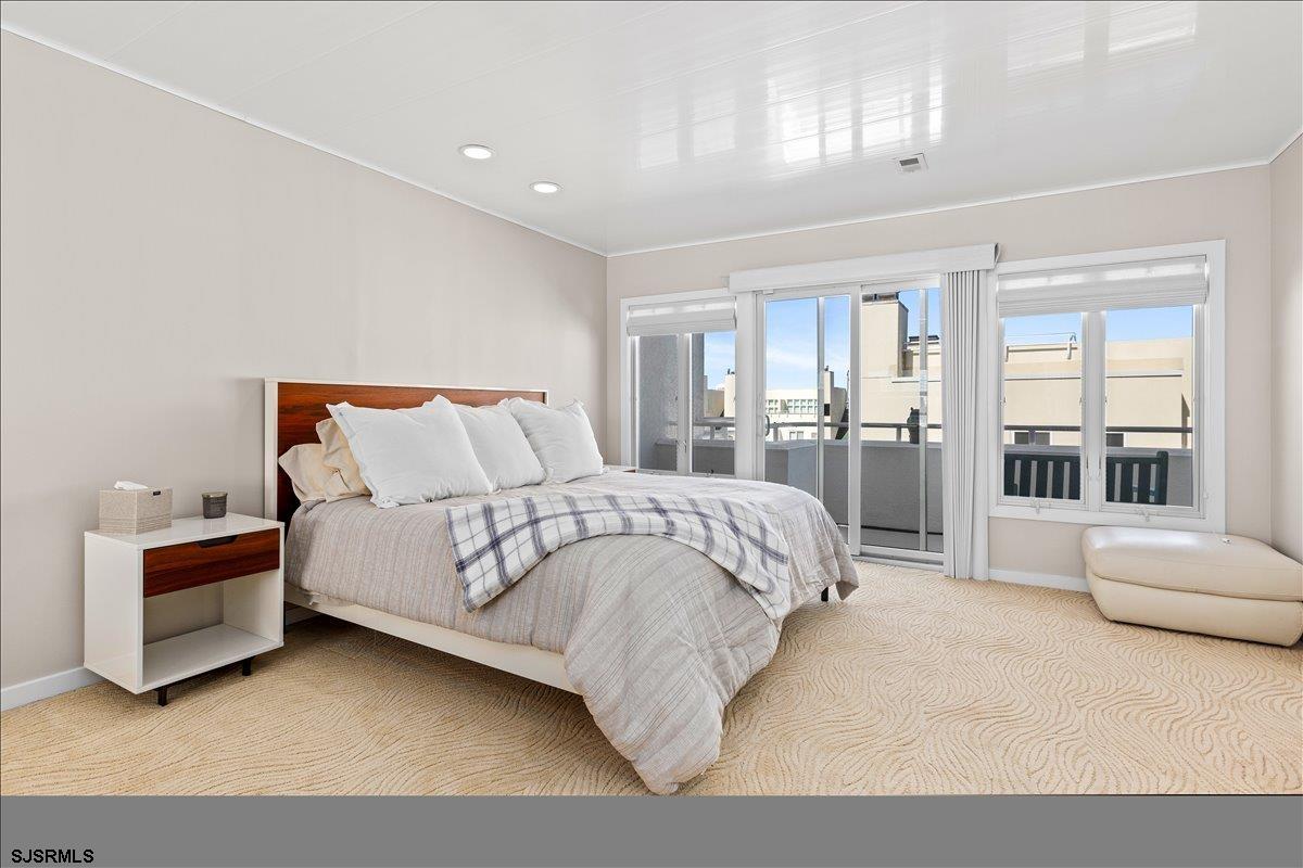 7701 Atlantic Ave Unit: 18E