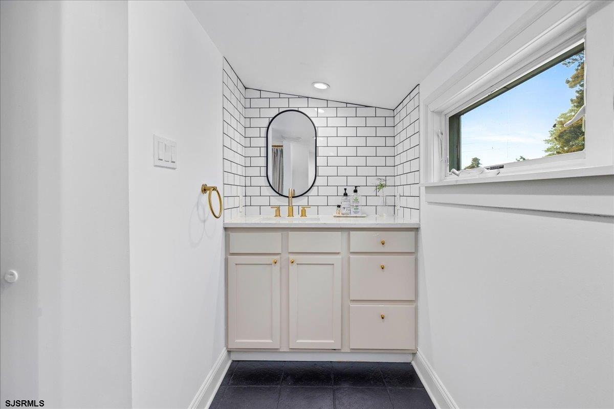 31 Seaview Ave