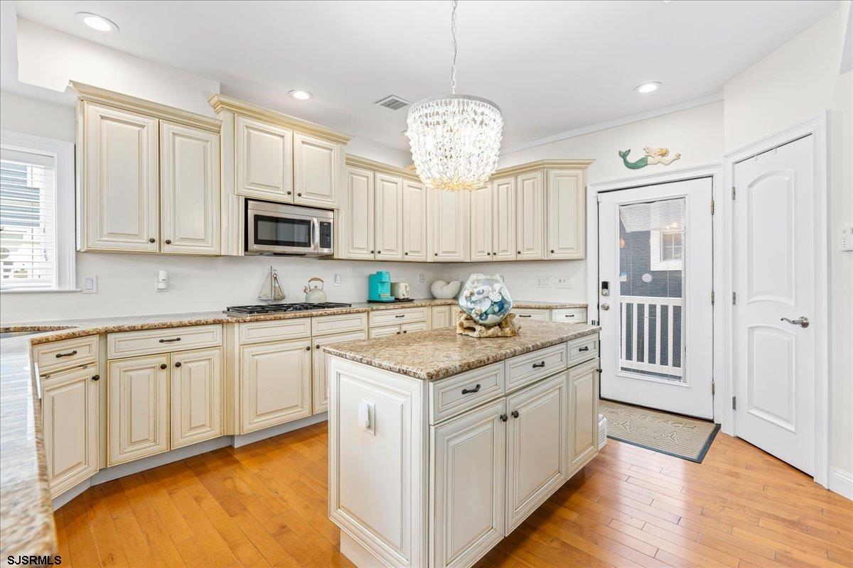 101 S Kingston Ave
