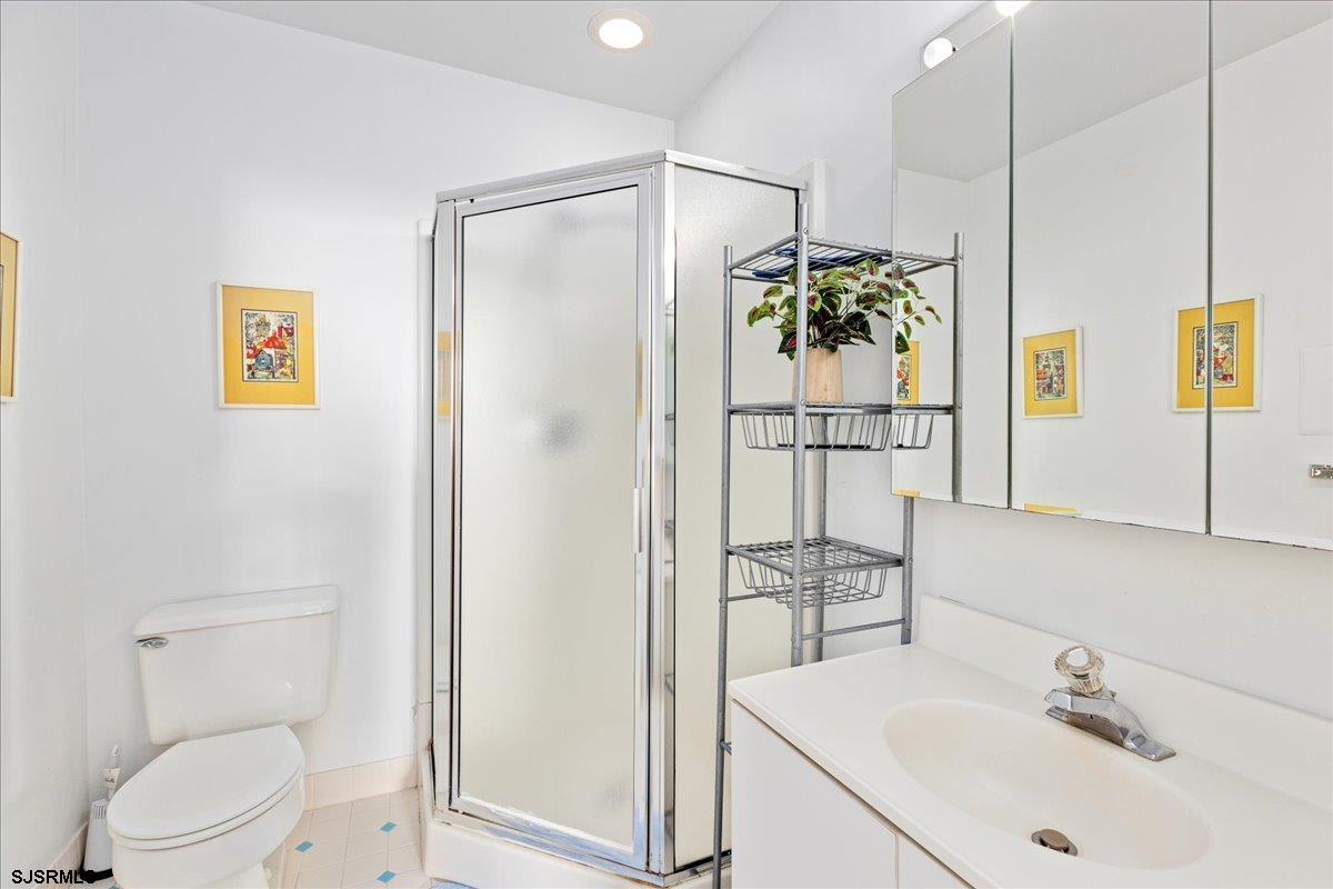 5000 Boardwalk Unit: 601