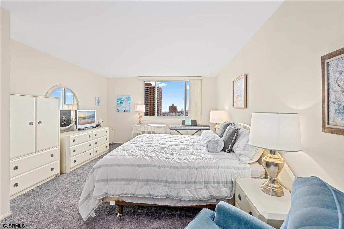 5000 Boardwalk Unit: 601