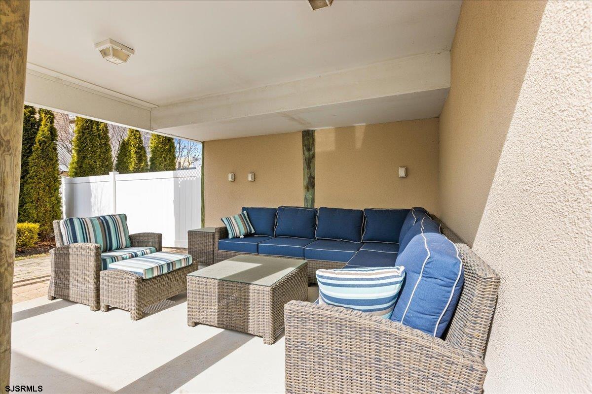 16 S Decatur Ave Unit: A
