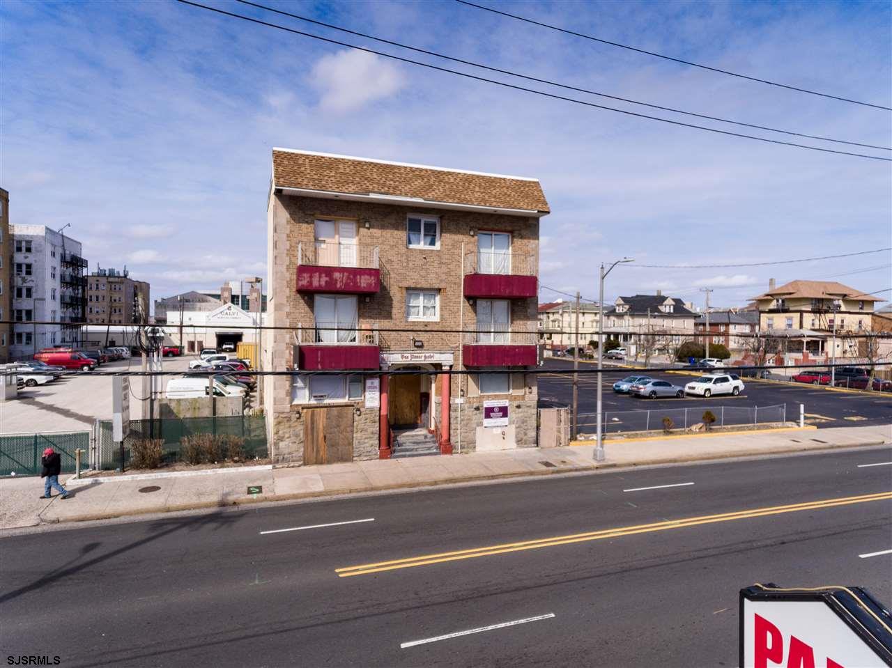 2707 Pacific Ave