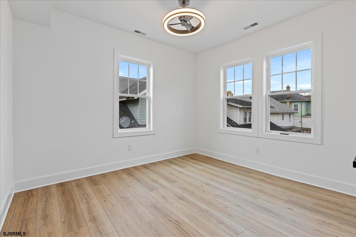 23 N Vassar Square Unit: Upstairs