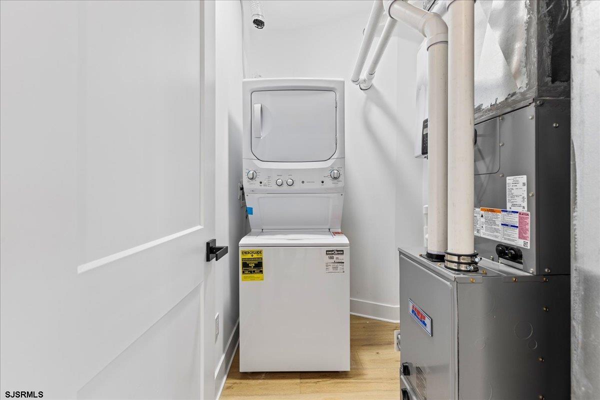 23 N Vassar Square Unit: Upstairs