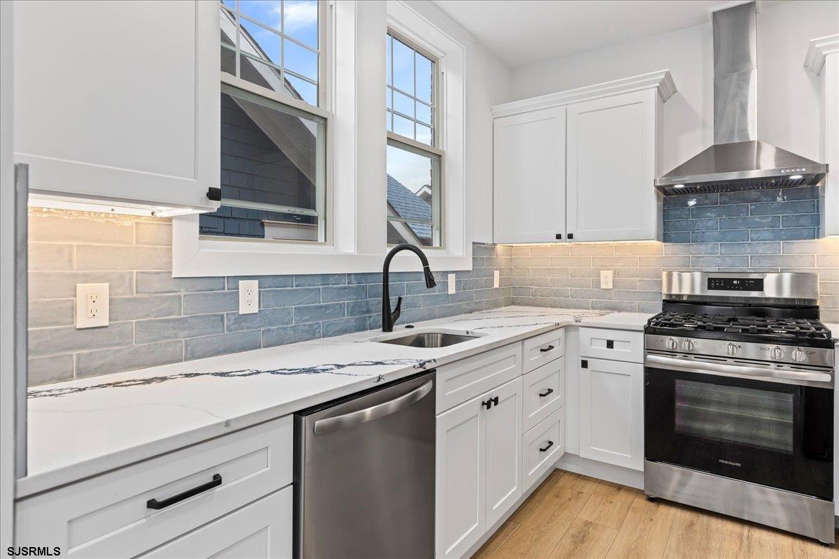 23 N Vassar Square Unit: Upstairs