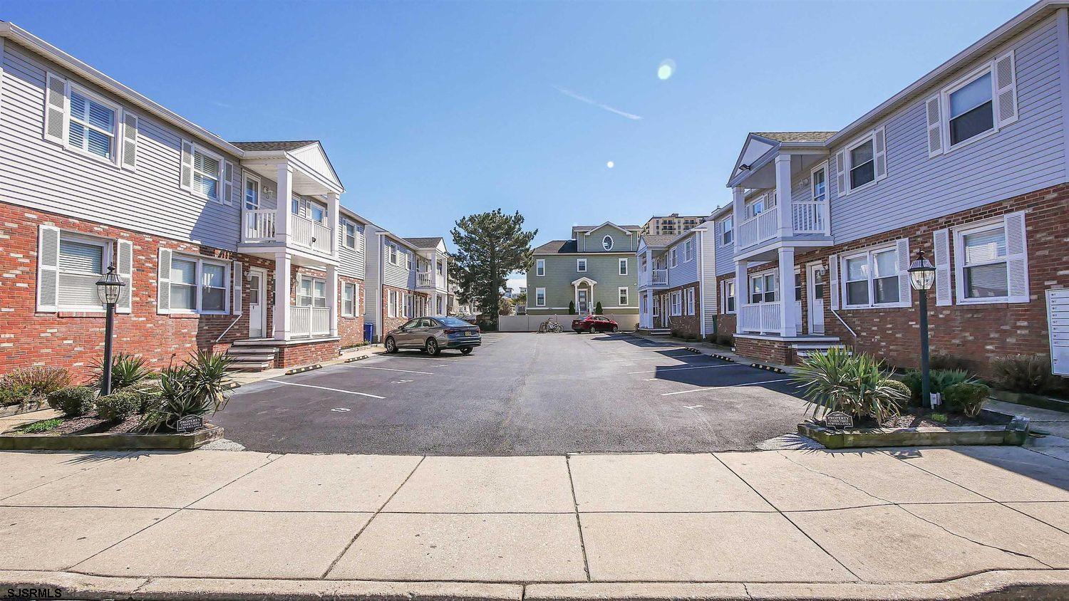 9506 Ventnor Ave Unit: 10
