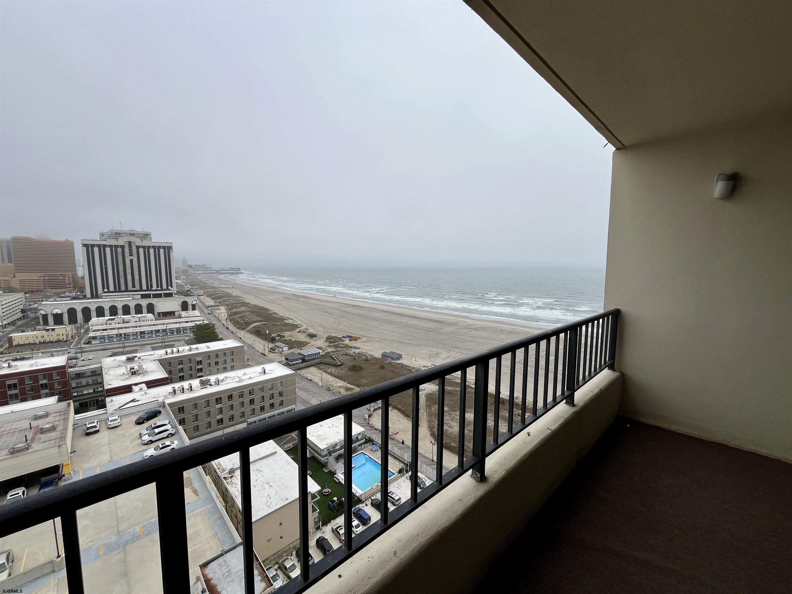 3851 Boardwalk Unit: 2011