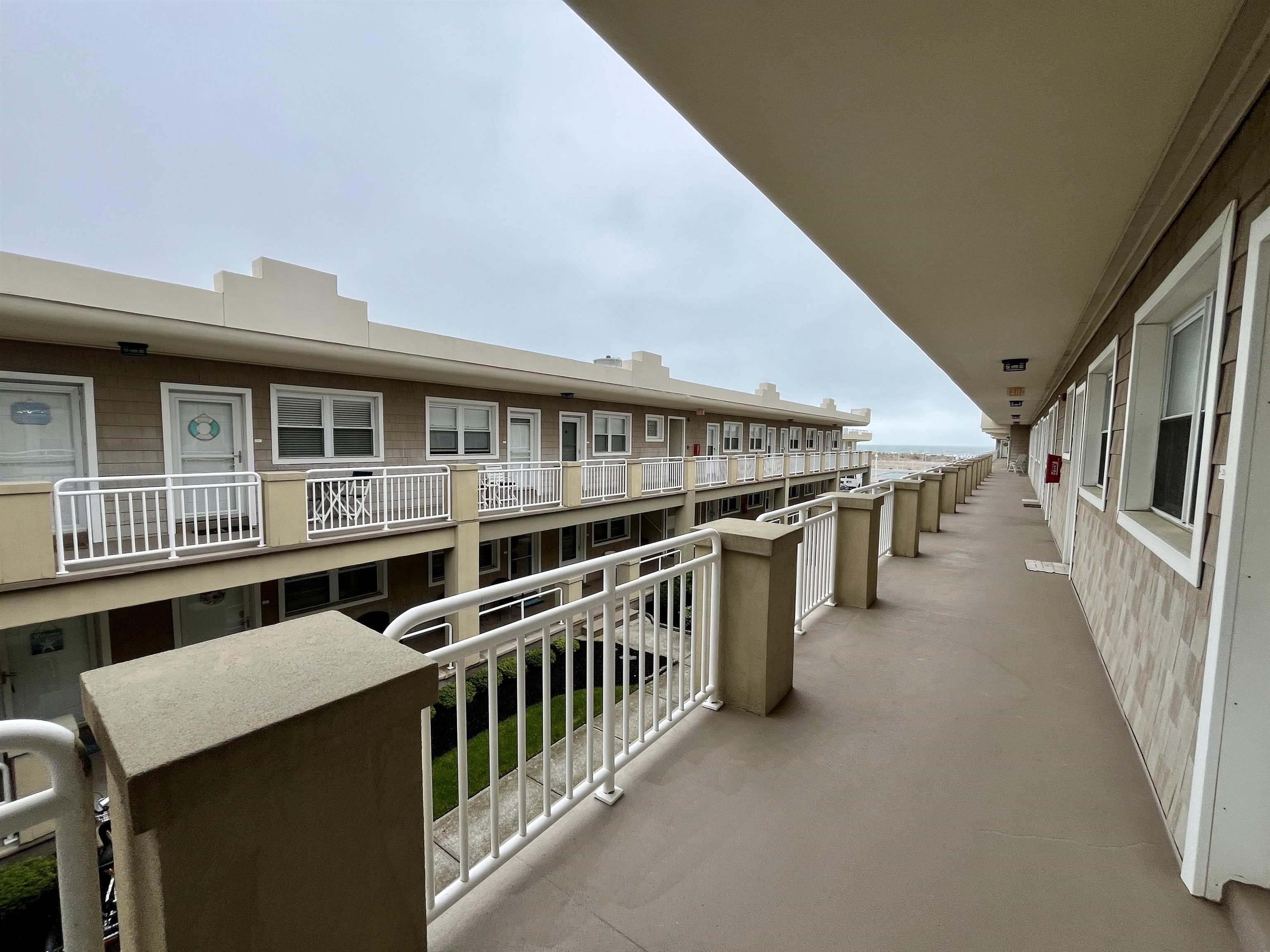 9010 Atlantic Ave Unit: 215