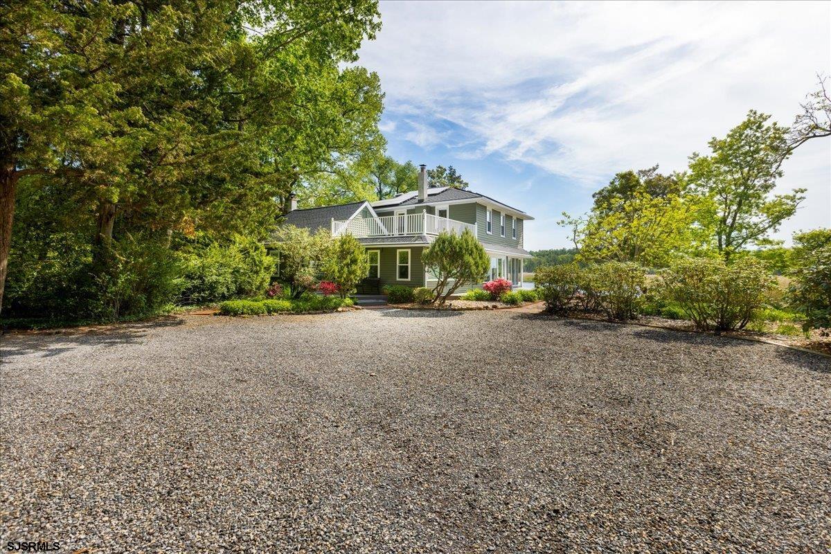 138 N Maple Ave