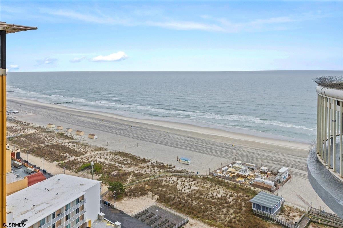3101 Boardwalk Unit: 2009-1