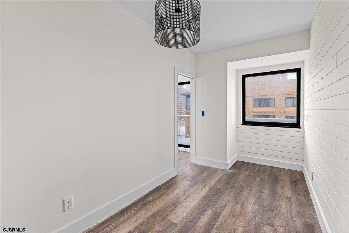 3101 Boardwalk Unit: 2009-1