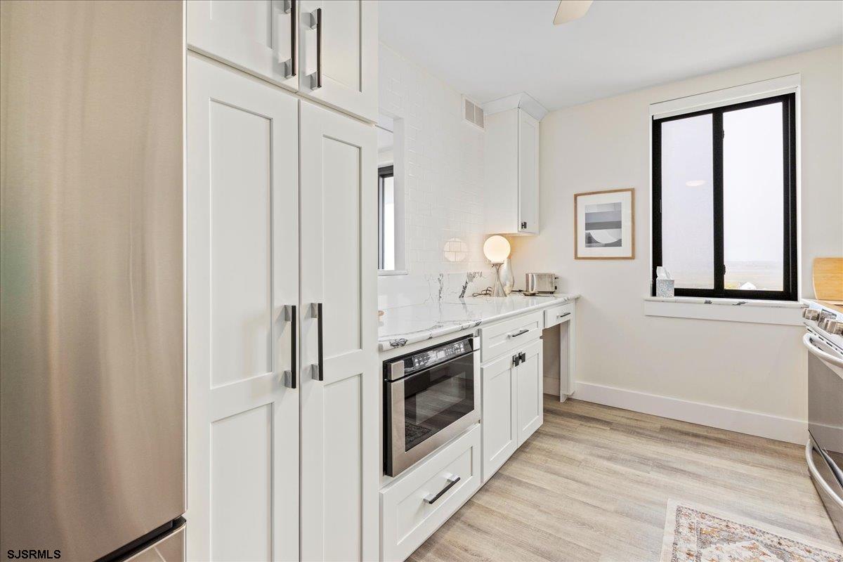 100 S Berkley Unit: 12N