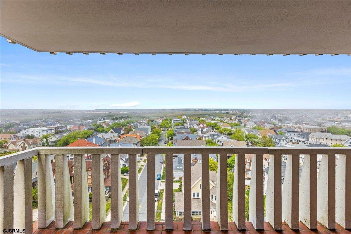 100 S Berkley Unit: 12N