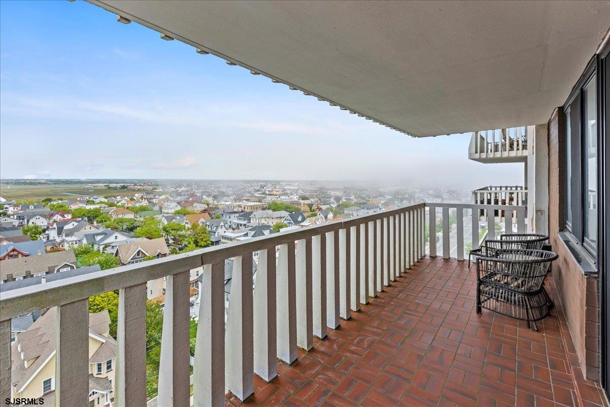 100 S Berkley Unit: 12N