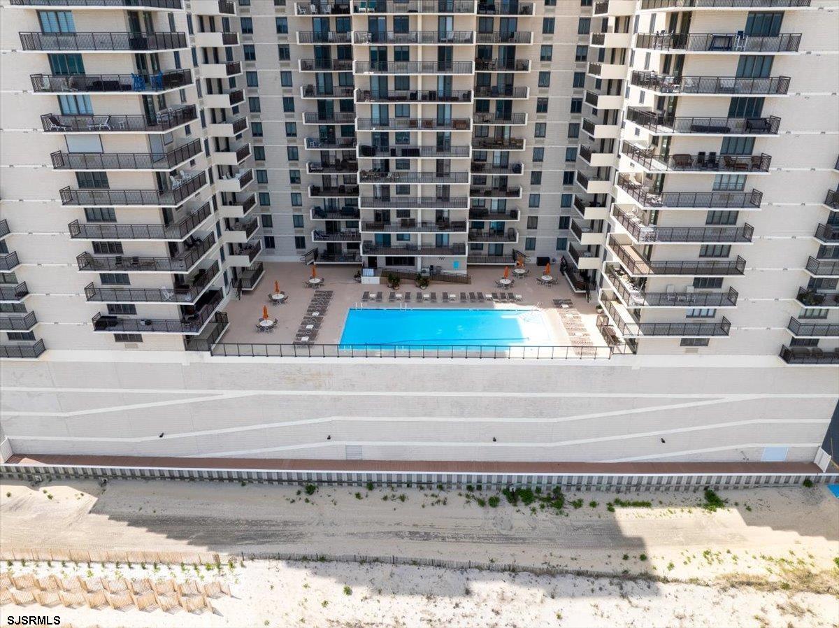 9600 Atlantic Ave Unit: 913