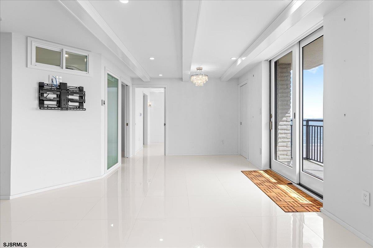9600 Atlantic Ave Unit: 913