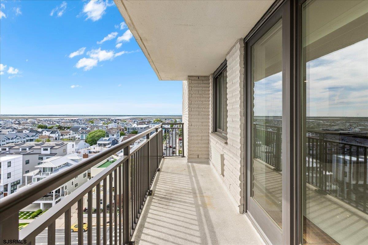 9600 Atlantic Ave Unit: 913