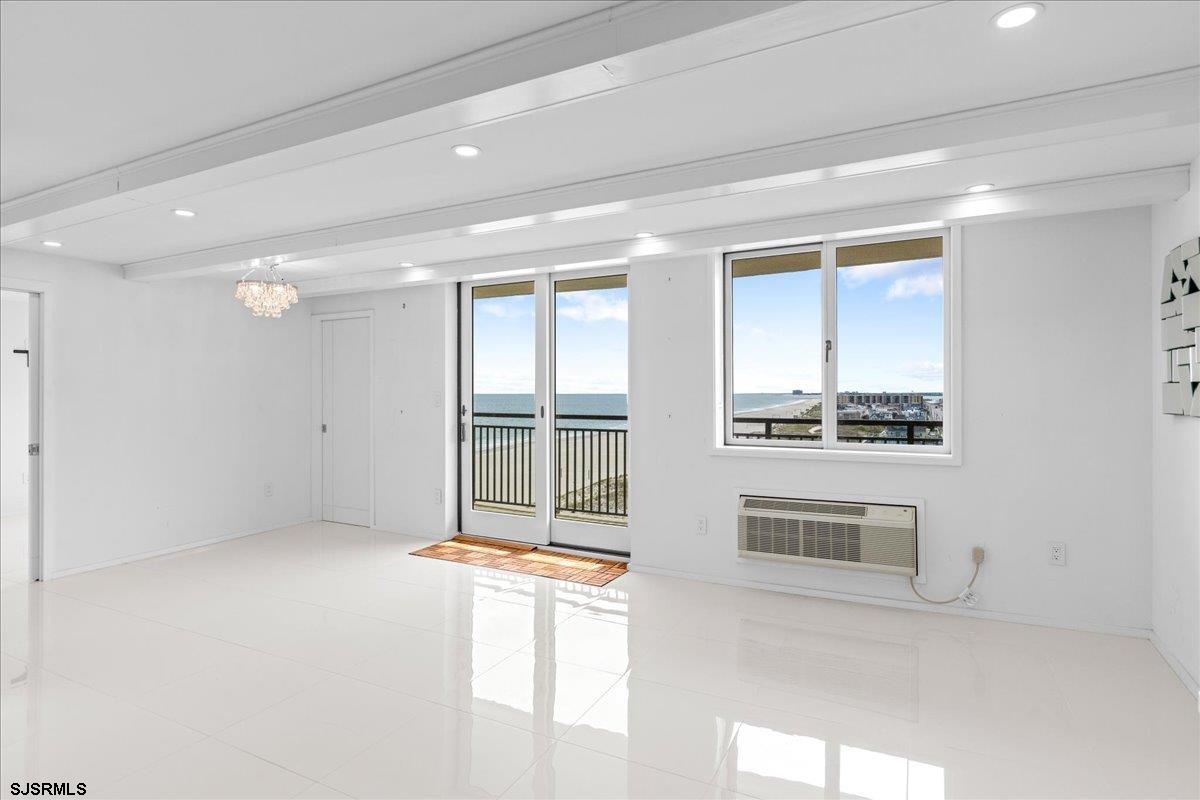 9600 Atlantic Ave Unit: 913