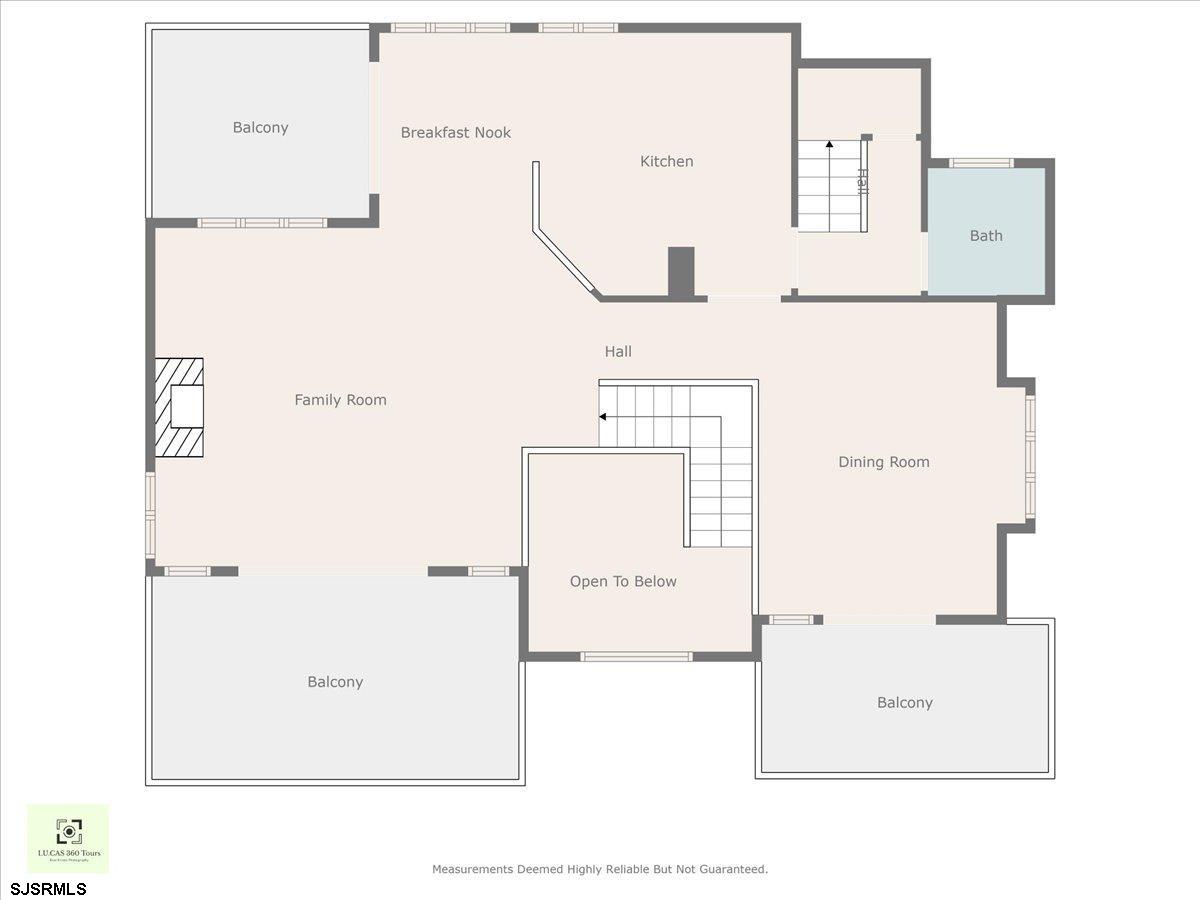 102 S 32nd Ave