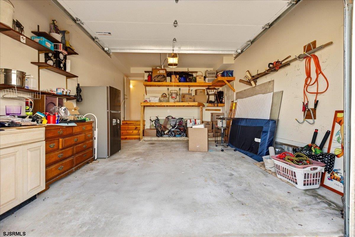 102 S 32nd Ave