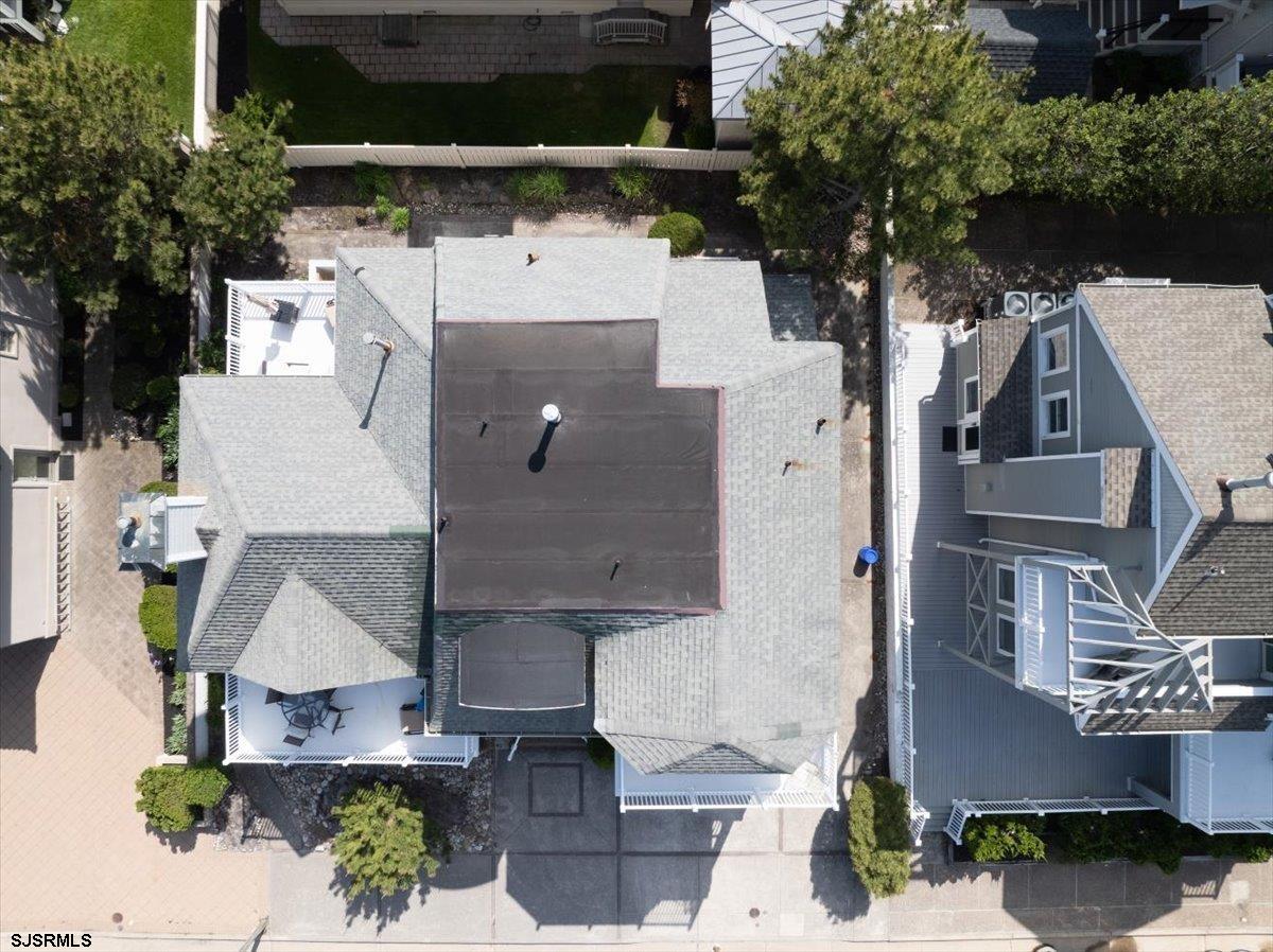 102 S 32nd Ave
