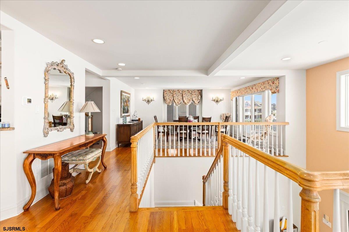 102 S 32nd Ave