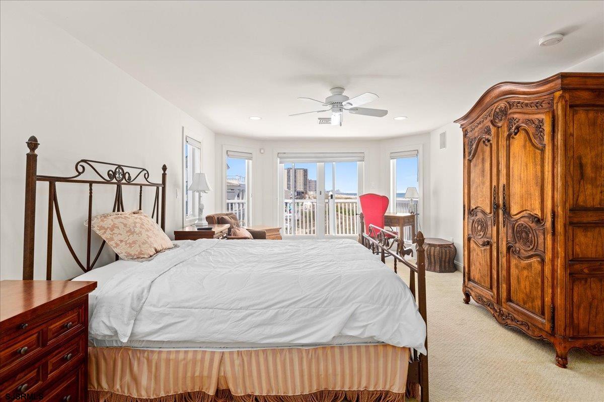 102 S 32nd Ave