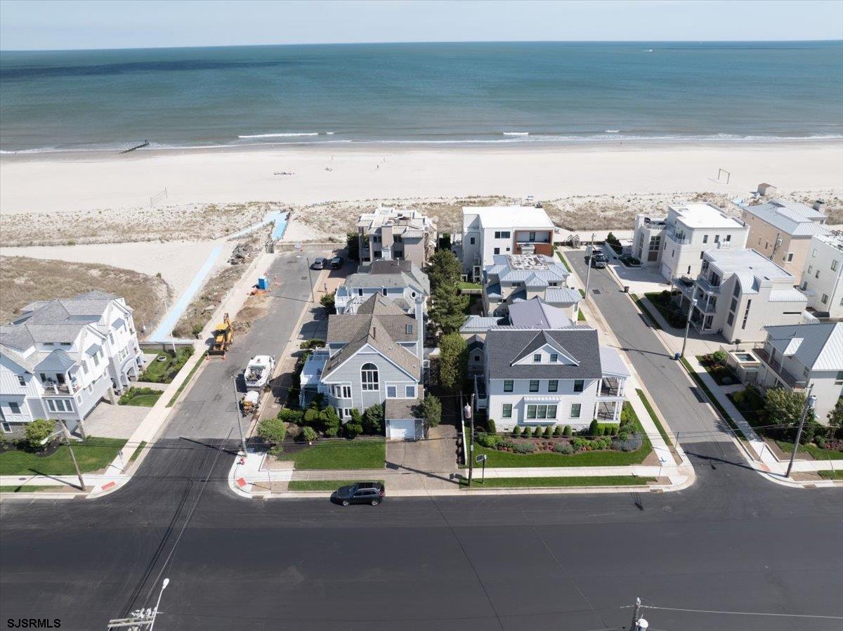 102 S 32nd Ave